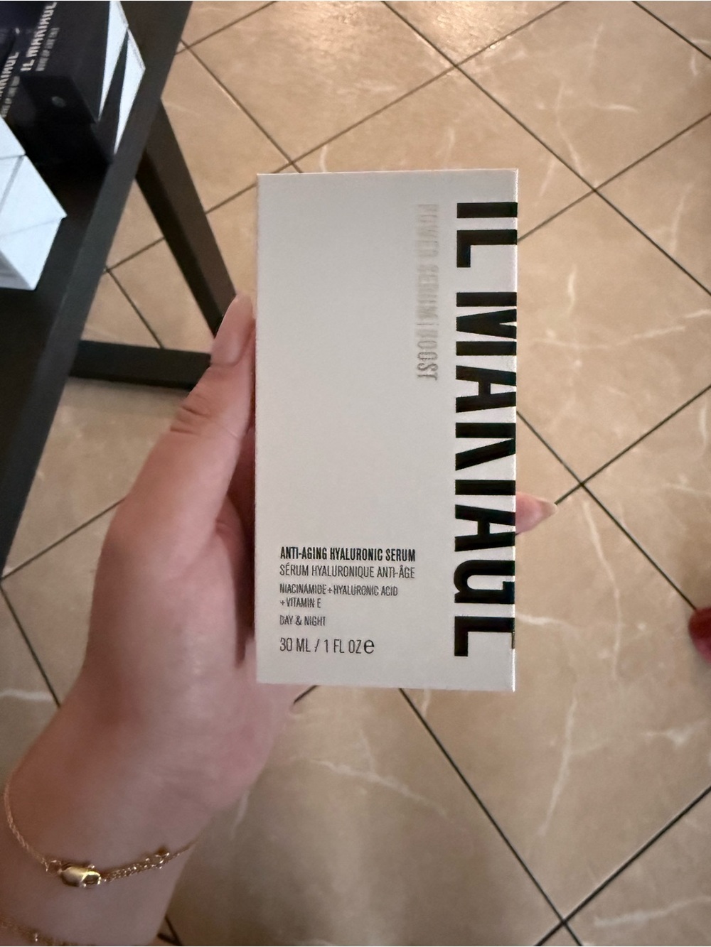 IL Makiage Anti-Aging Hyaluronic Serum